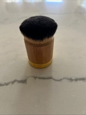Tarte Airbuki Bamboo Foundation Brush